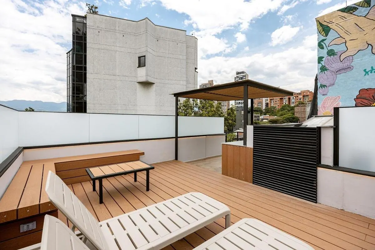 Apartment L301 4Br Lleras Park Apt Rooftop Jacuzzi Air Conditioning Medellin Colombia